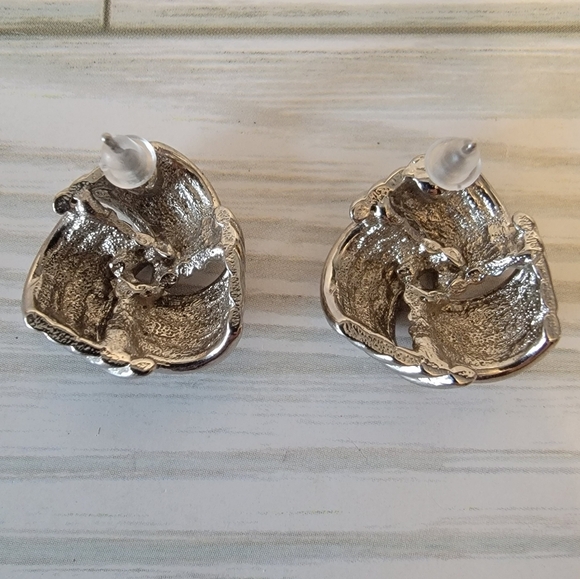 C4 Vintage Silver-tone Pierced Earrings - Picture 3 of 3